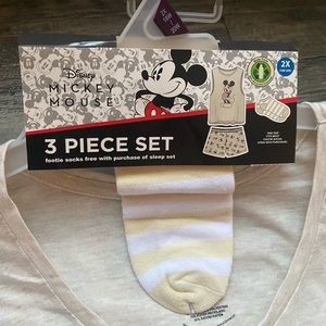 Brand New Mickey Mouse 3 pc Shorts Set